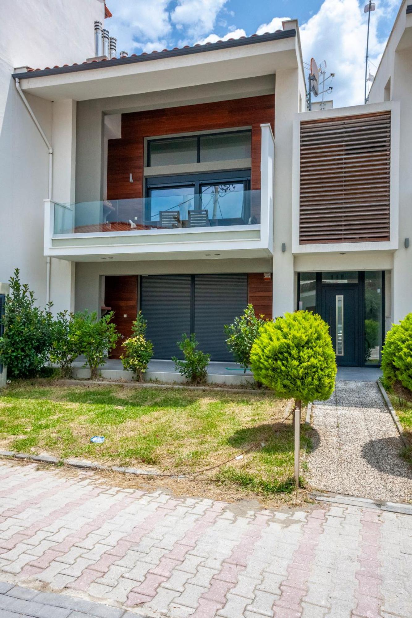 פפקוהורי Aleksia Seaside Deluxe Apartment מראה חיצוני תמונה