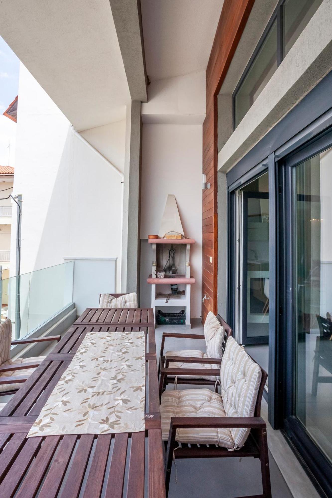 פפקוהורי Aleksia Seaside Deluxe Apartment מראה חיצוני תמונה