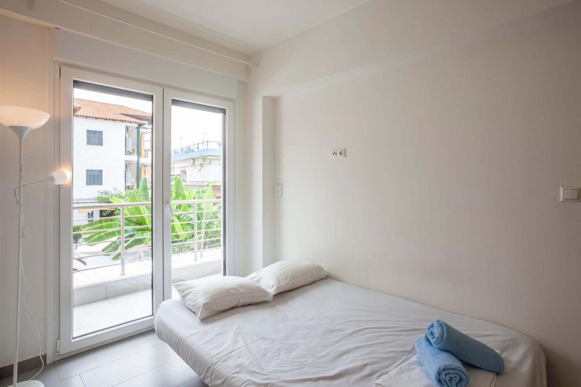 פפקוהורי Aleksia Seaside Deluxe Apartment מראה חיצוני תמונה