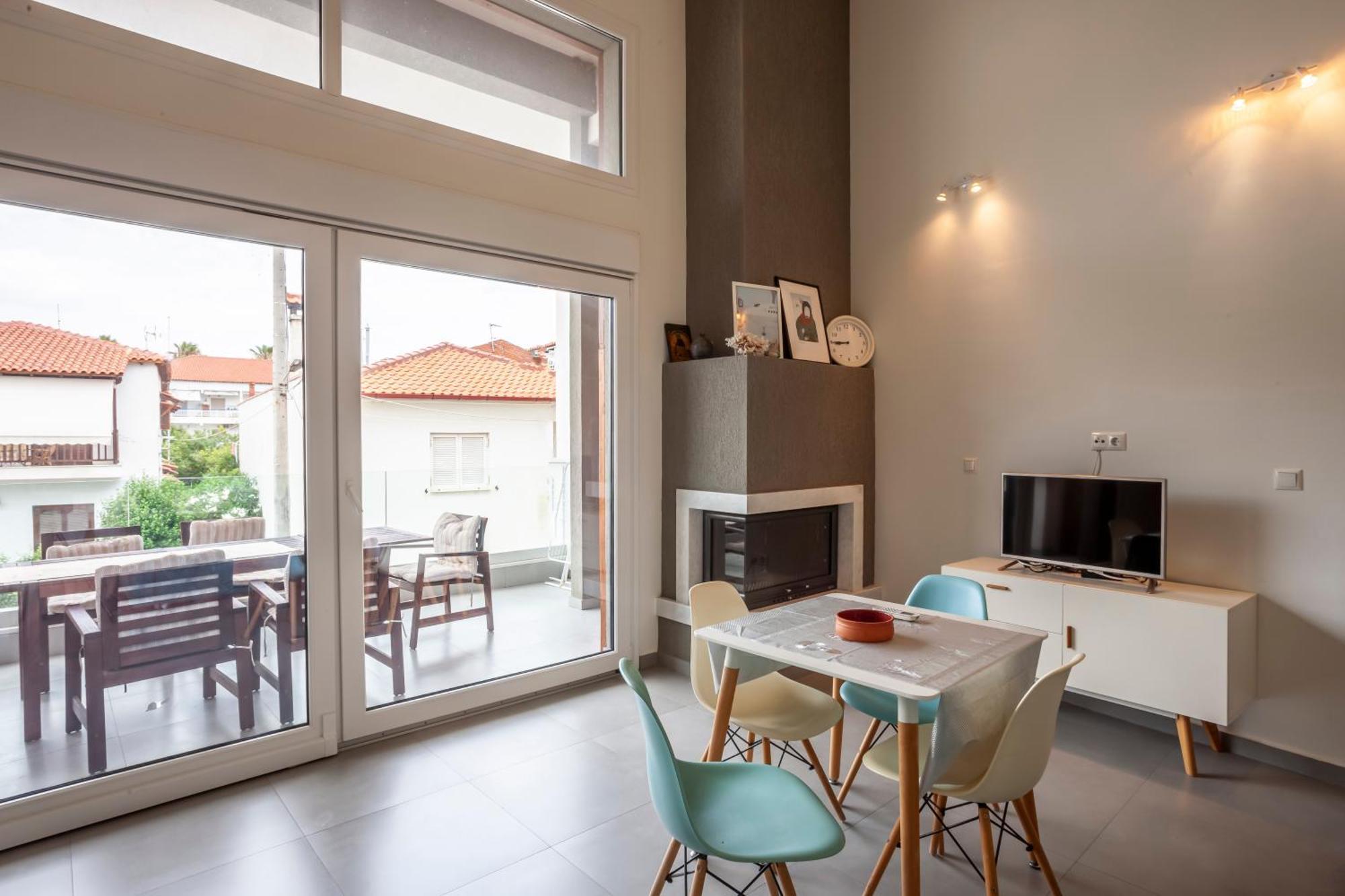 פפקוהורי Aleksia Seaside Deluxe Apartment מראה חיצוני תמונה